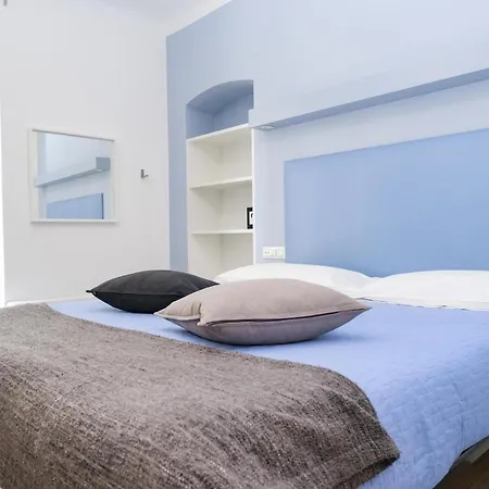 Lia ゲストハウス ラ・スペツィア